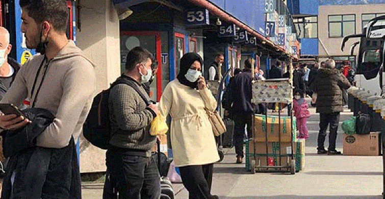 Kurban Bayramı Öncesi Otogarlar Doldu! Bilet Fiyatları Tavan Fiyattan Satılıyor