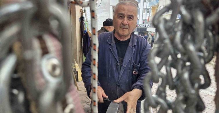 Kurban Bayramı'nda Vatandaşların Tercihi: Eski Bıçakları Bilemek