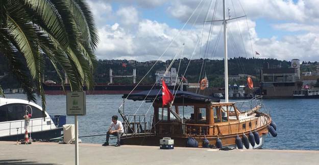 Kuruçeşme Sahili'nde 1 Kişi Teknede Ölü Bulundu