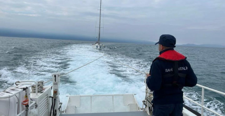 Kuşadası Açıklarında Motor Arızası Geçiren Tekne Kurtarıldı