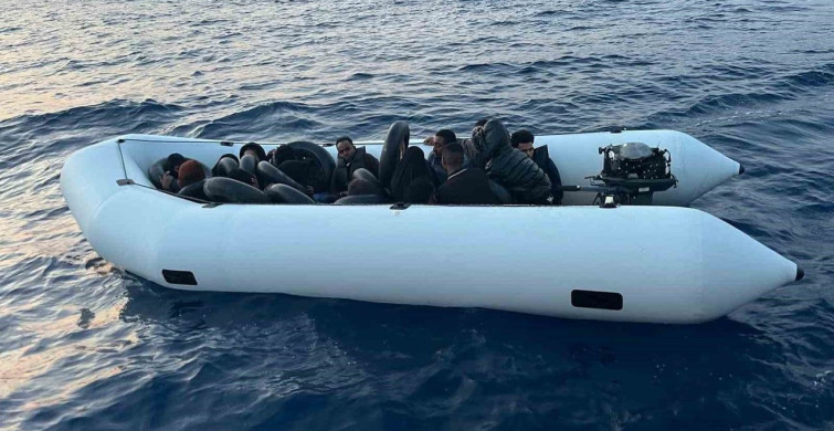 Kuşadası’nda 18 Düzensiz Göçmen Kurtarıldı
