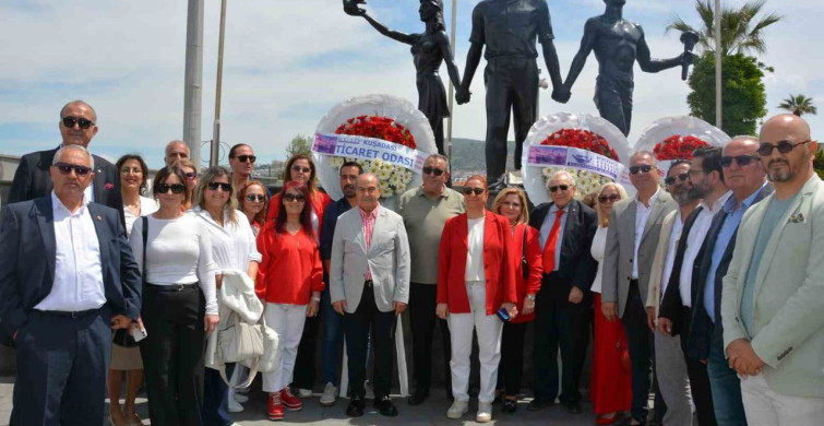Kuşadası'nda 19 Mayıs Coşkusu