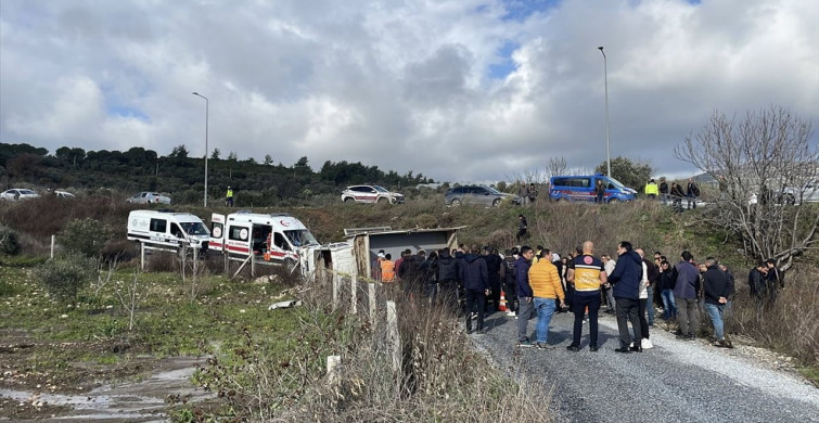 Kuşadası'nda Kamyon Devrildi: 1 Ölü, 2 Yaralı