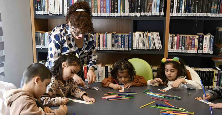 Kuşadası'nda Kütüphaneler Haftası Etkinlikleri Başladı