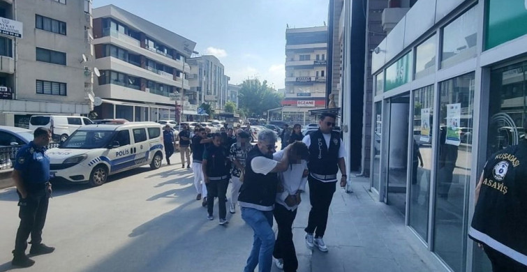 Kuşadası'ndaki cinayetle ilgili 6 şüpheli adliyeye sevk edildi