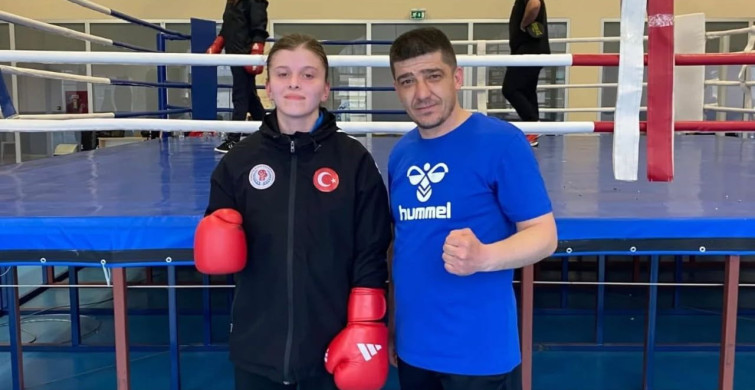 Kütahya Belediyesporlu boksörler milli takım kampında yer alıyor
