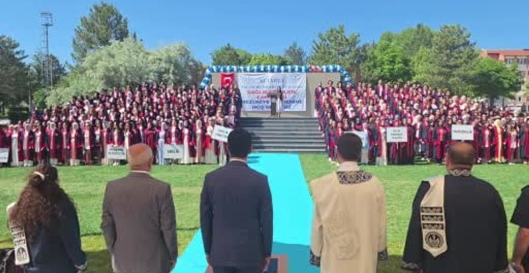 Kütahya sağlık bilimleri üniversitesinden 541 yeni mezun