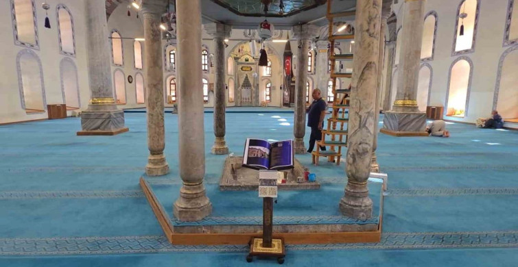 Kütahya Ulu Camii'nde karekod destekli dijital rehber dönemi başladı