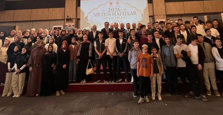 Kütahya’da 2026 mezun hafızlar buluşması etkinliği düzenlendi