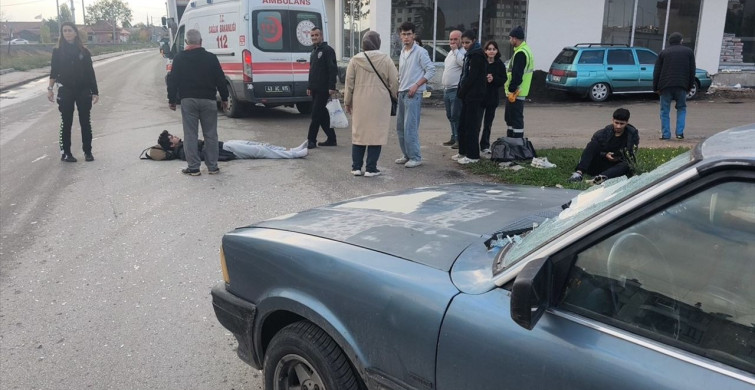 Kütahya'da Ehliyetsiz Sürücü Kazaya Neden Oldu Kütahya'da Ehliyetsiz Sürücü Kazaya Neden Oldu