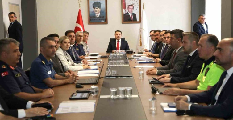 Kütahya'da güvenlik zirvesi, ilave tedbirler masaya yatırıldı