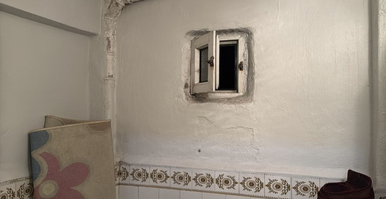 Kütahya'da Havalandırma Boşluğuna Atılan Yeni Doğan Bebek Hastaneye Kaldırıldı