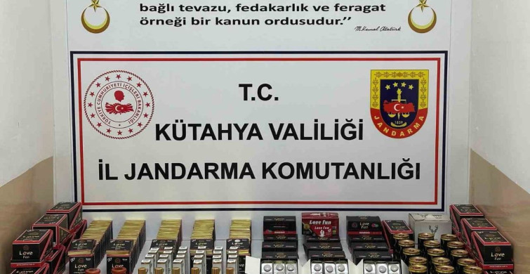 Kütahya'da Kaçak Cinsel Ürün Operasyonu