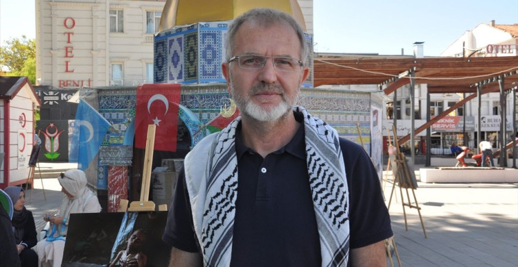 Kütahya'da Küresel Sumud Filosu'na Mavi Kurdeleli Destek Etkinliği