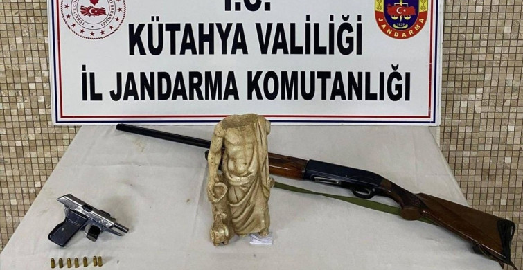 Kütahya'da Roma Dönemi Heykeli Ele Geçirildi