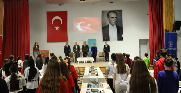 Kütahya'da Satranç Heyecanı Başladı