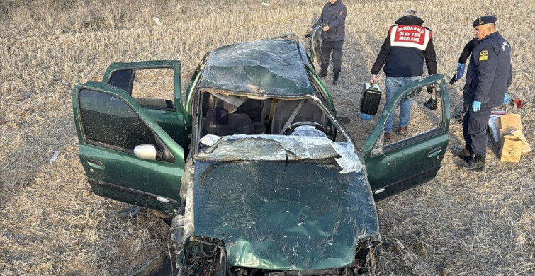 Kütahya'da Trafik Kazası: 1 Ölü, 2 Yaralı