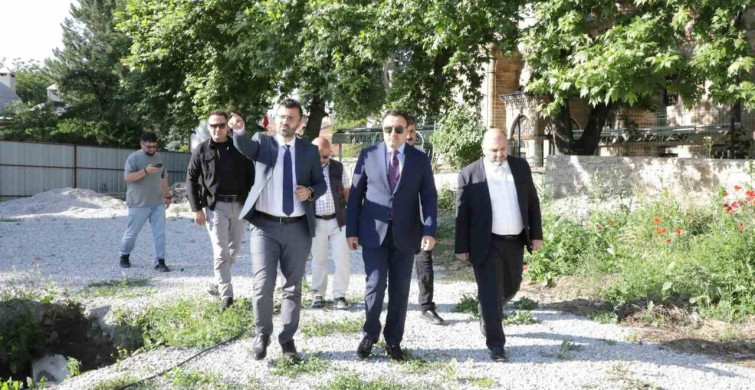 Kütahya'daki Yakup Çelebi İmaret Külliyesi'nde restorasyon çalışmaları devam ediyor