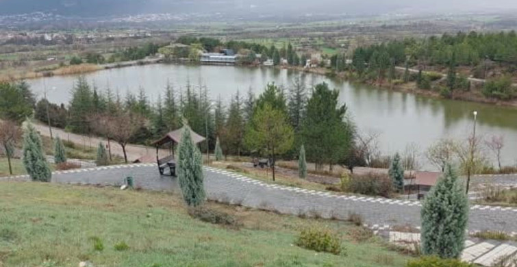 Kütahya'nın Gözdesi Saklıgöl: İlkbaharın Doğal Güzelliği