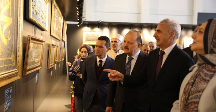 Kutsal Emanetler ve Vakıf Eserleri Sergisi Kastamonu'da Açıldı