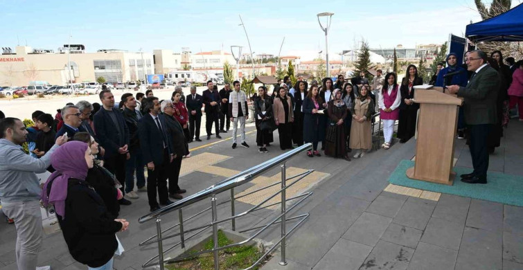 Kütüphane Haftası'nda Başarılar Ödüllendirildi