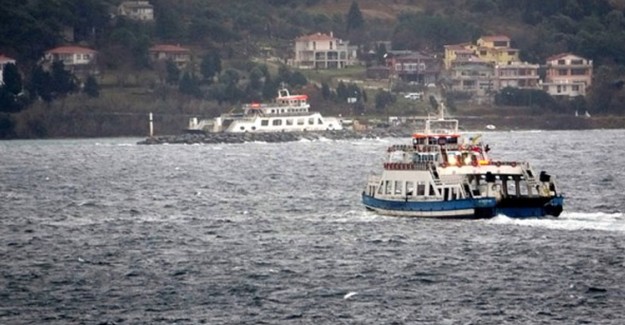 Kuzey Ege'de Hava Koşulları Deniz Ulaşımını Olumsuz Etkiledi