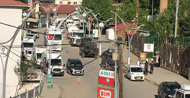 Kuzey Irak’taki Teröristlerden Çukurca’ya Havan Saldırısı