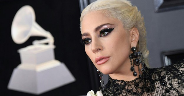 Lady Gaga'nın Acı Günü, Hayranlarını Yasa Boğdu