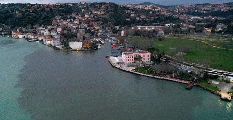 Lağım Suları Denize Karıştı: Boğaz ve Haliç Çamura Bulandı!