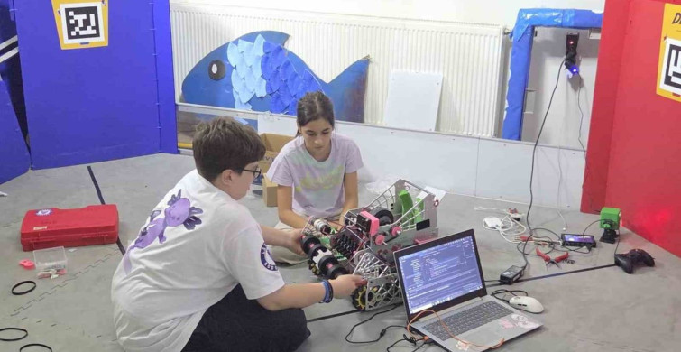 Lavender Robotics takımı uluslararası başarı ile Türkiye’yi gururlandırdı