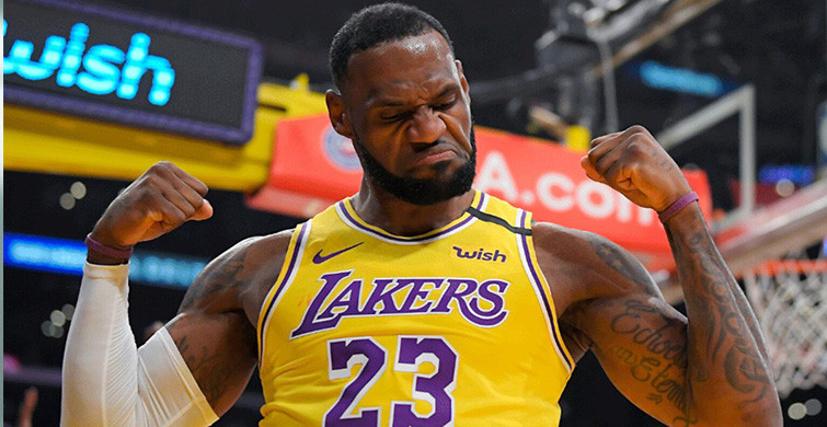LeBron James Detroit Maçına Damga Vurdu