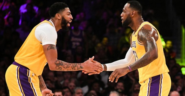LeBron James: ‘Seyirci Olmayan Bir Spor Müsabakasını Hayal Edemiyorum’
