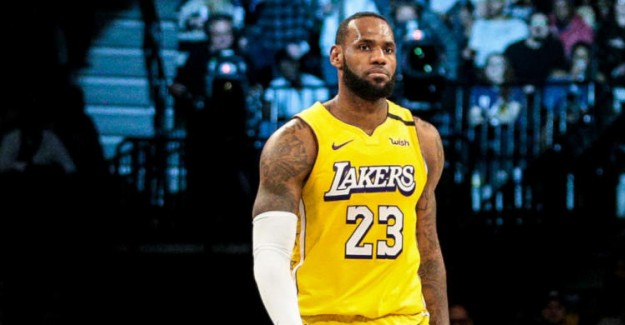 LeBron'dan Triple-Double, Lakers Galip!