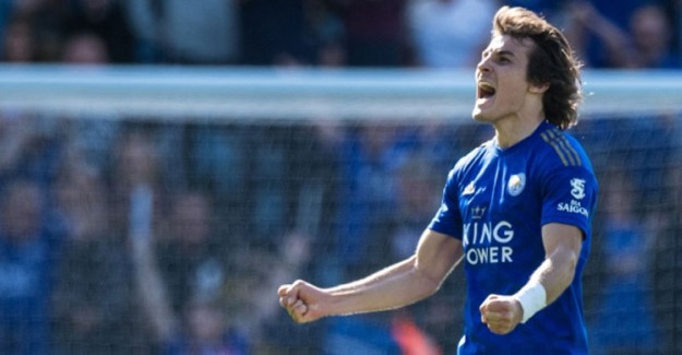 Leicester City Çağlar'ı Bırakmıyor