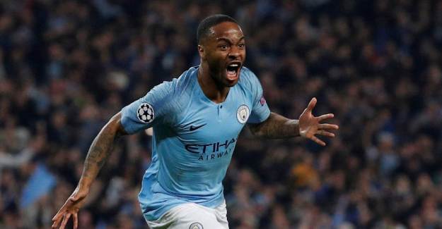 Lescott: 'Sterling, Messi ve Ronaldo ile Kıyaslanmalı'