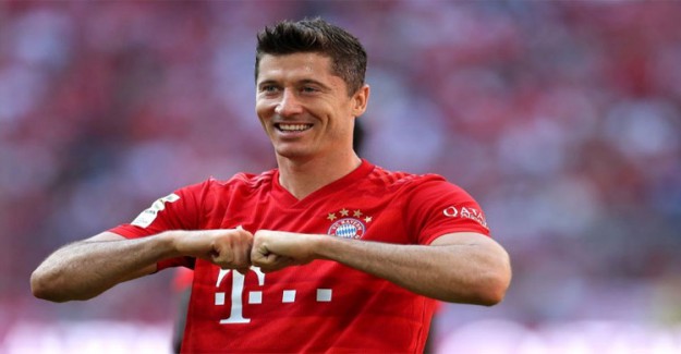 Lewandowski Şampiyonlar Ligi'nde Şov Yapmaya Devam Ediyor