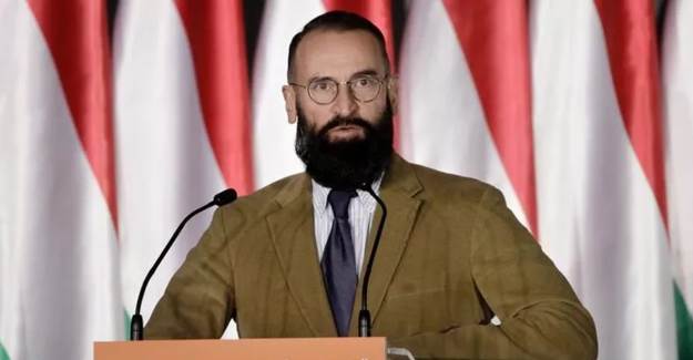 LGTB Karşıtı Macar Politikacı Eşcinsel Partisinde Yakalandı!