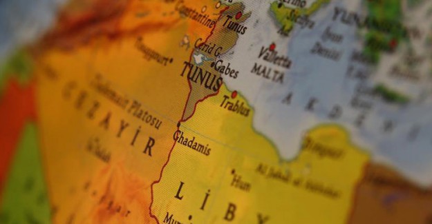 Libya Açıklarında İtalyan Teknesine El Konuldu