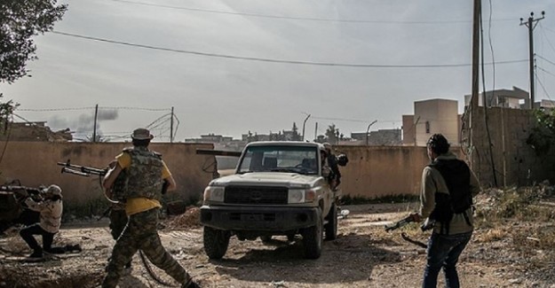 Libya'da UMH'den Hafter Milisleri Hava Saldırısı