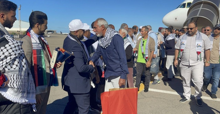 Libyalı Aktivistler Ömer Muhtar Gemisi ile Ülkelerine Döndü