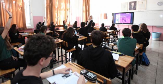 Liselerde Yeni Dönem! Tüm Öğrencileri Etkileyecek Değişiklikler