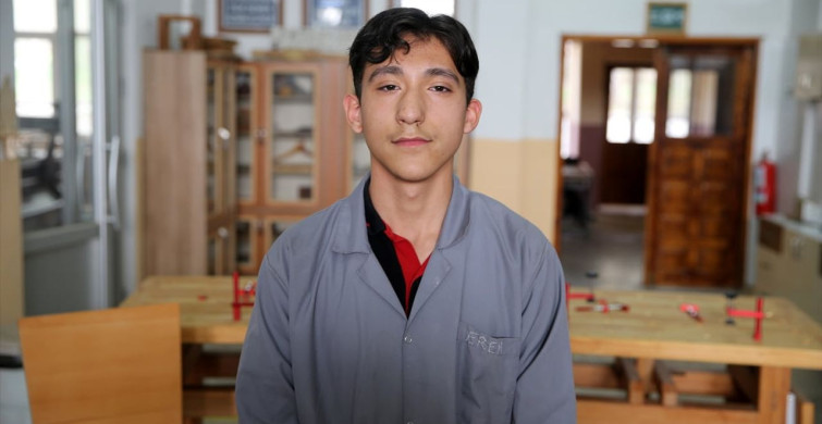 Liseli Öğrenciler Tasarımlarına Patent Almaya Hazırlanıyor