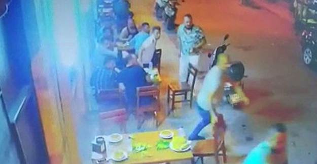Lokantadaki Silahlı Saldırı Kamerada