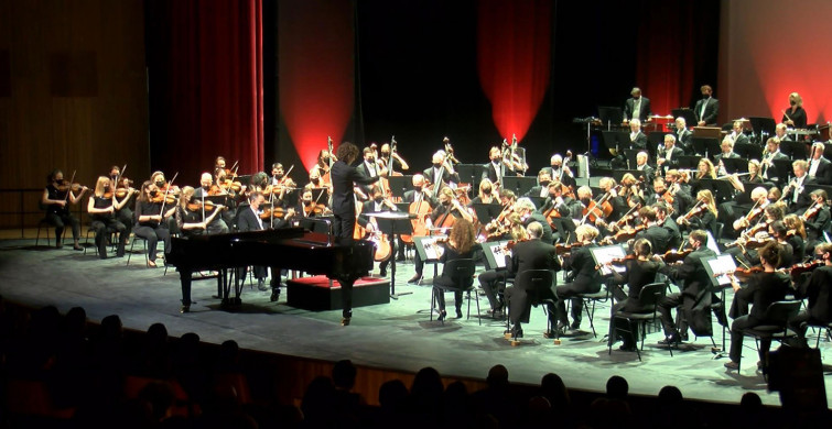 Londra Filarmoni Orkestrası AKM'ye Hayran Kaldı!