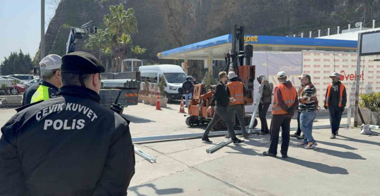 Lovelet AVM'de Araç Giriş-Çıkışları Kapatıldı