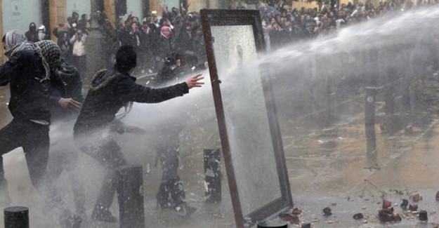 Lübnan'da Protestolar Sürüyor Bedel Ödemeyeceğiz