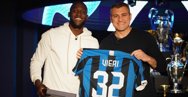 Lukaku'dan Vieri'ye: 'Senin Gibi Olabilir Miyiz?'