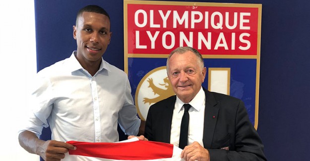 Lyon, Marcelo İle Sözleşme Yeniledi!