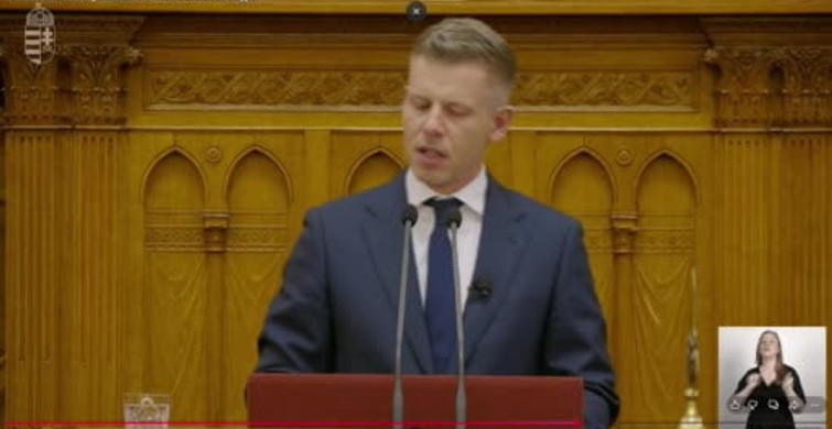 Macaristan'ın Yeni Başbakanı Peter Magyar Göreve Başladı