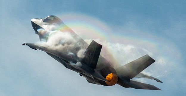 Macron'dan F-35 Çıkışı! 'Kınıyorum'